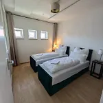Munich Large Apartment 150 Qm In Top Centrally Located 1 To 15 Guests